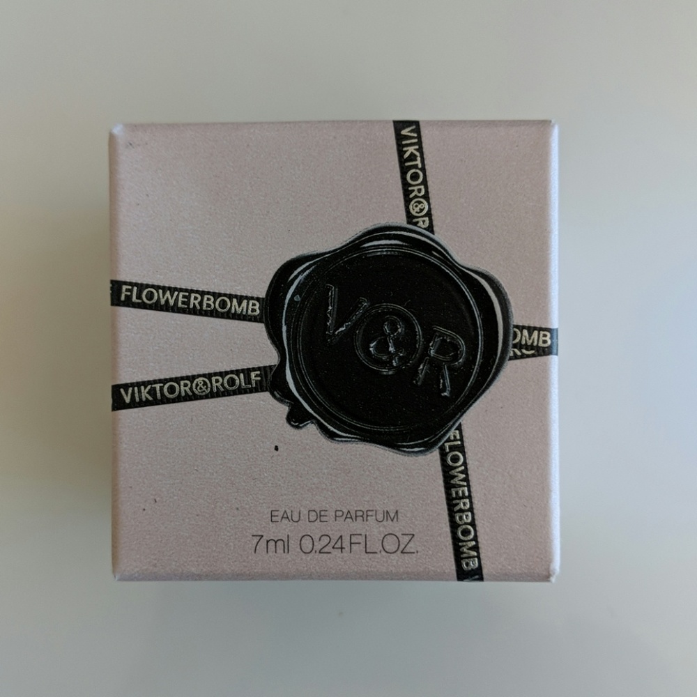 Viktor & Rolf Flowerbomb